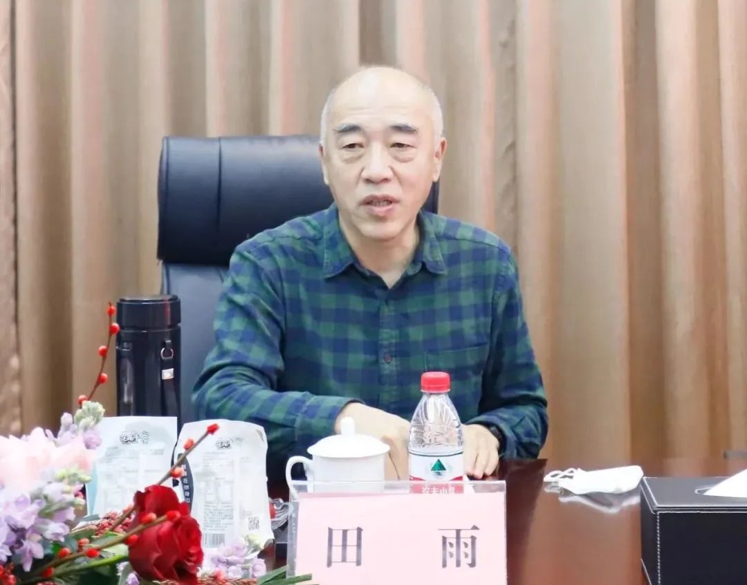 新年開(kāi)新局 合作促發(fā)展丨佳木斯市委常委、副市長(zhǎng)閆志剛一行蒞臨花花牛乳業(yè)集團(tuán)及佳田企業(yè)考察座談 新年開(kāi)新局 合作促發(fā)展丨佳木斯市委常委、副市長(zhǎng)閆志剛一行蒞臨花花牛乳業(yè)集團(tuán)及佳田企業(yè)考察座談