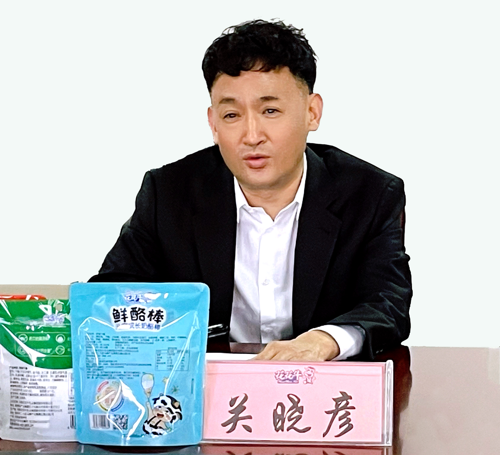 河南省委常委、副省長費東斌蒞臨 花花牛乳業集團調研 河南省委常委、副省長費東斌蒞臨 花花牛乳業集團調研