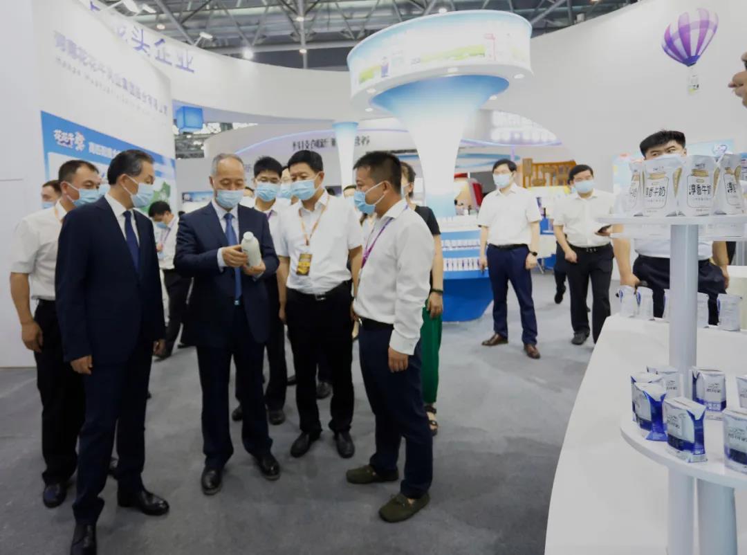 第十二屆中國奶業大會、中國奶業展覽會暨2021中國奶業20強(D20)峰會在合肥盛大召開 第十二屆中國奶業大會、中國奶業展覽會暨2021中國奶業20強(D20)峰會在合肥盛大召開