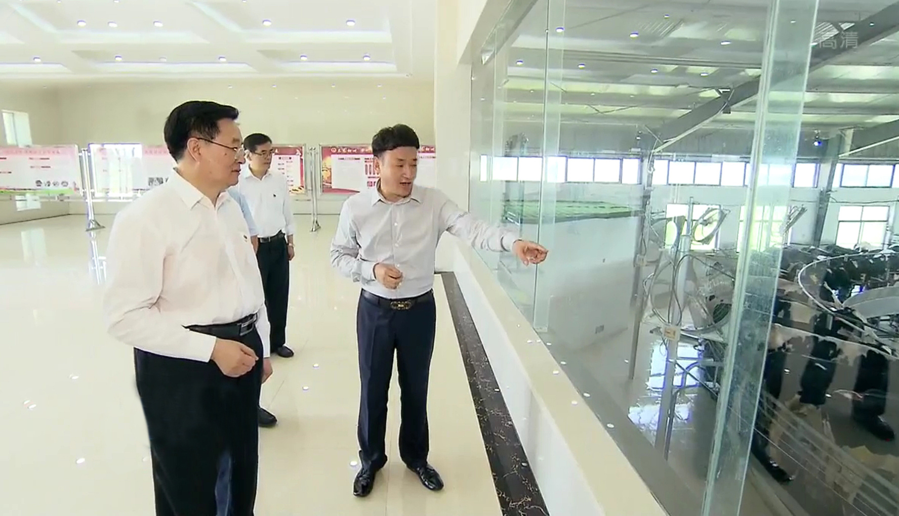 省委書記王國生到河南花花牛乳業集團·新蔡瑞亞牧業有限公司調研 省委書記王國生到河南花花牛乳業集團·新蔡瑞亞牧業有限公司調研