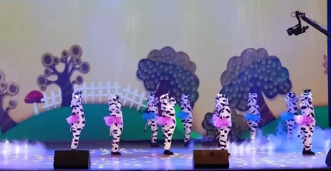 “贏在2019”，花花牛乳業集團2019年新春晚會盛大開幕