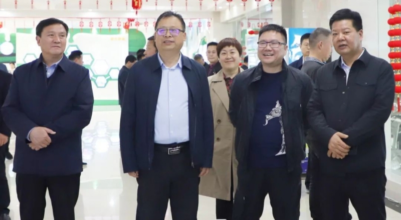 花花牛丨駐馬店市遂平縣政協黨組書記、主席張衛東一行蒞臨花花牛魯山瑞亞牧場參觀