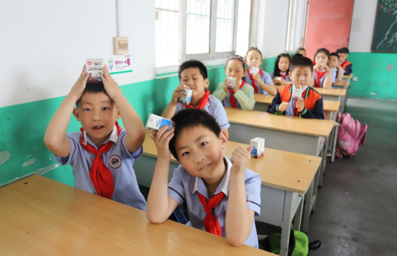 花花牛|六一關愛兒童，讓愛灑滿人間